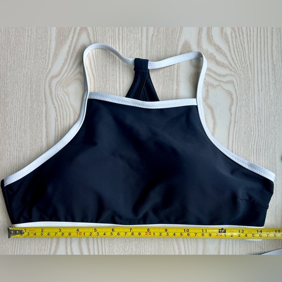Athleta Cloudbreak High Neck Bikini top Medium - Picture 7 of 15